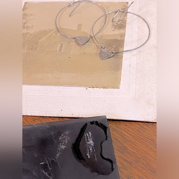 Vintage Sterling Silver Heart Adorned Dangling Circular Hoop Earrings - Picture 5 of 5